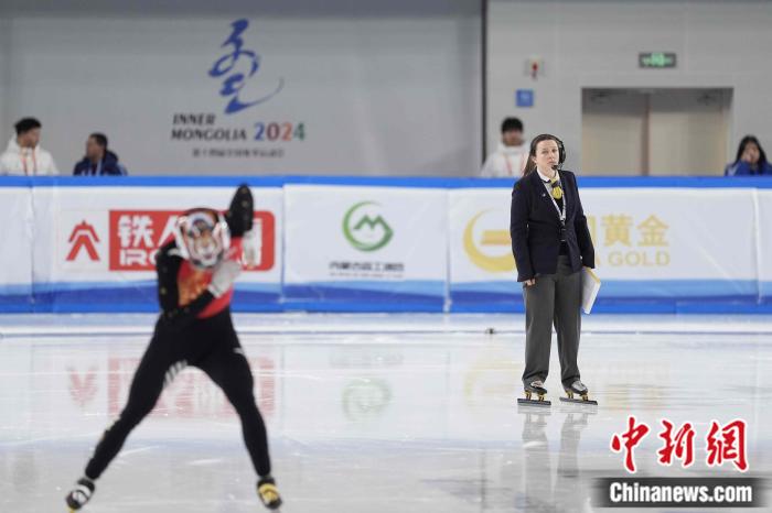 为何全国冬运会要设立外籍裁判：提升国际化标