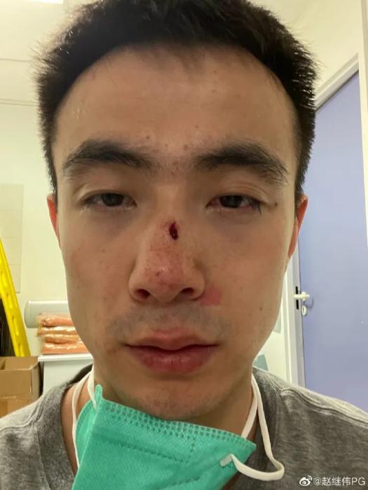 中国男篮海外征战两月遇疫情伤病挑战