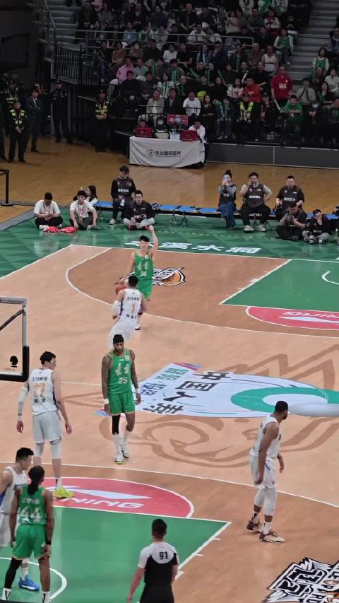 北京队逆转辽宁队单兰沣发球定胜局 福建队提前