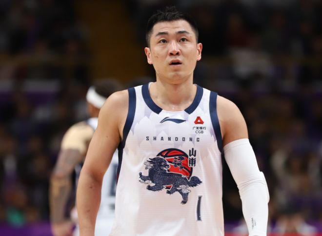 山东双杀四川创CBA单赛季连败纪录 陈林坚生涯得